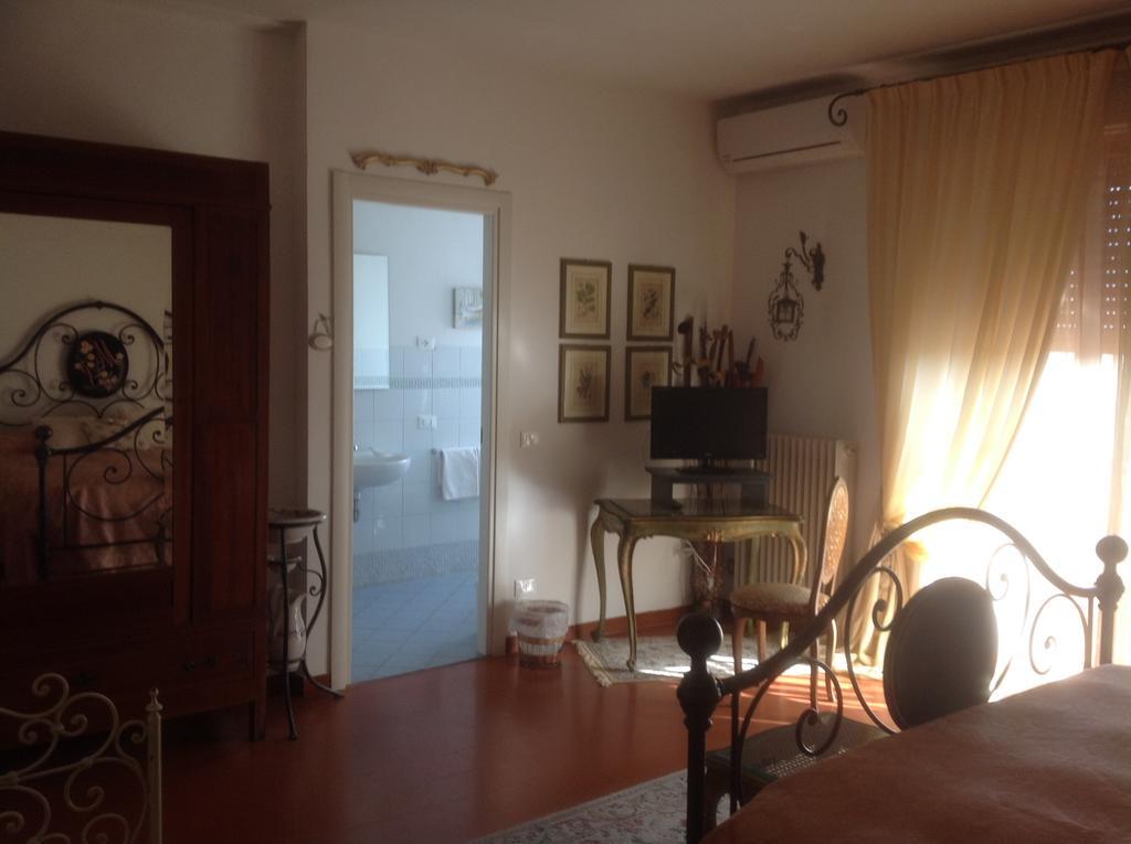 Cisanello House Hotel Пиза Стая снимка